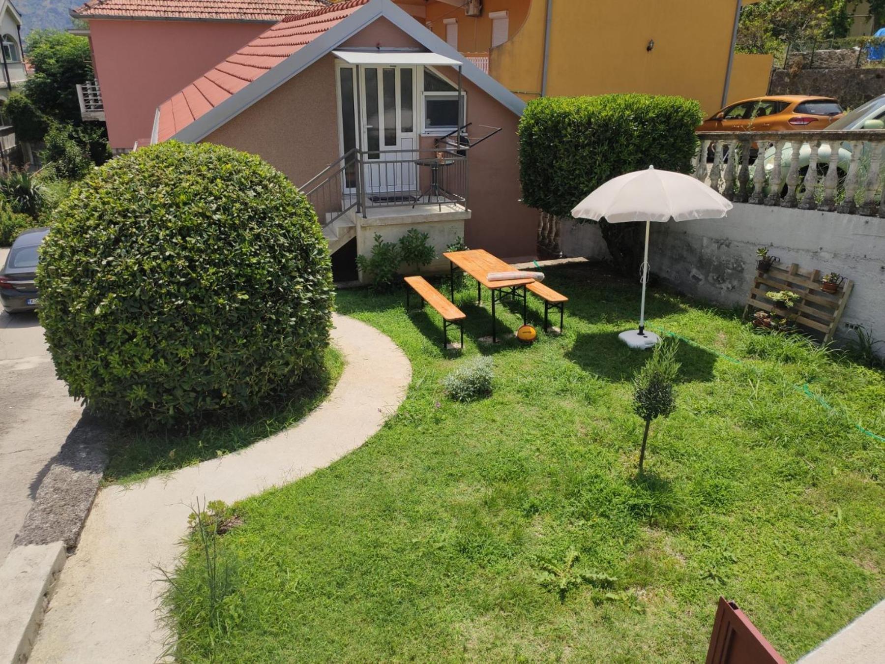 Apartments Alisa Kotor Exterior foto